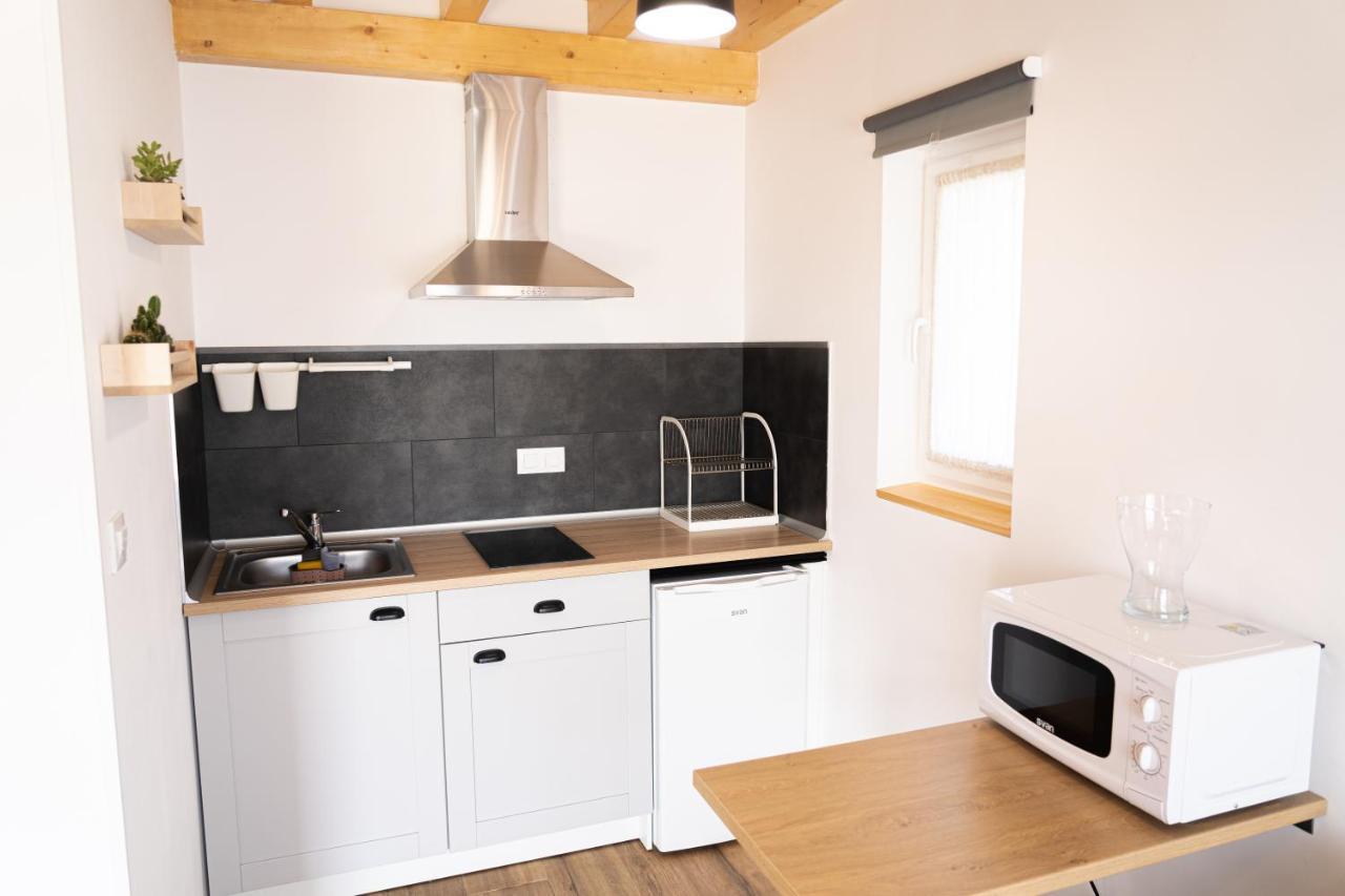 Apartamentos Las Secuoyas La Hayuela Luaran gambar